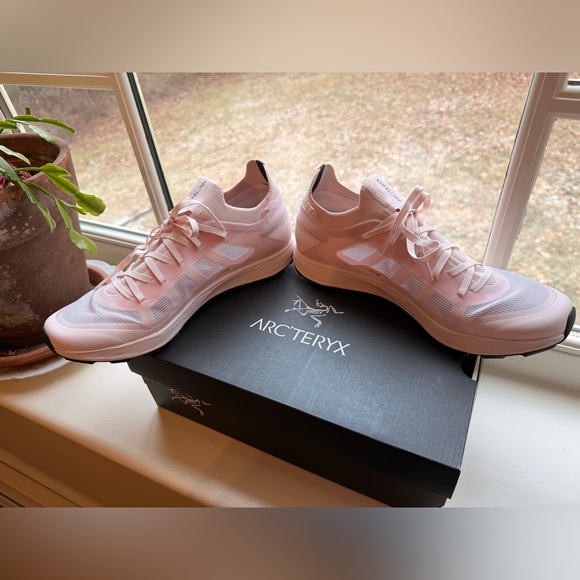 Arc’teryx Women’s Norvan 9 Trail Running Shoe – Rose - Picture 7 of 11